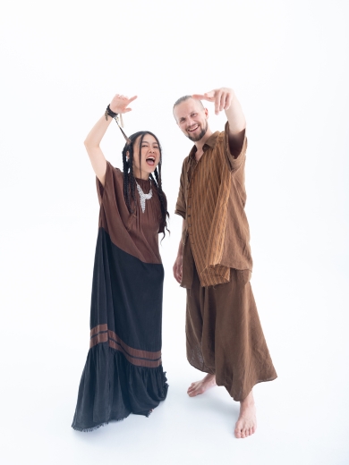 裸飛蛾 Naked Feel (中國內地及烏克蘭)